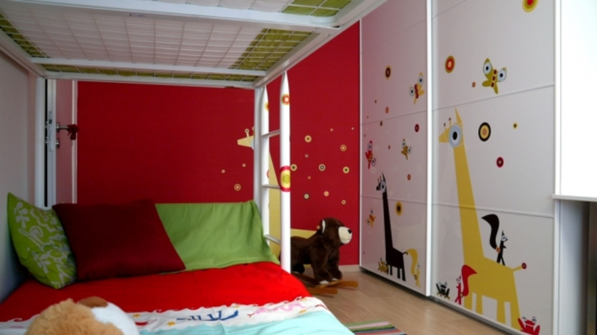 JSSS XII (12), Barevný holčičí pokojíček i ložnice pro rodiče - Obrázek 2