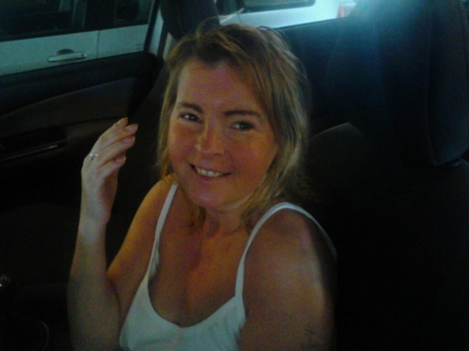 Iveta Bartošová v autě cestou do Itálie