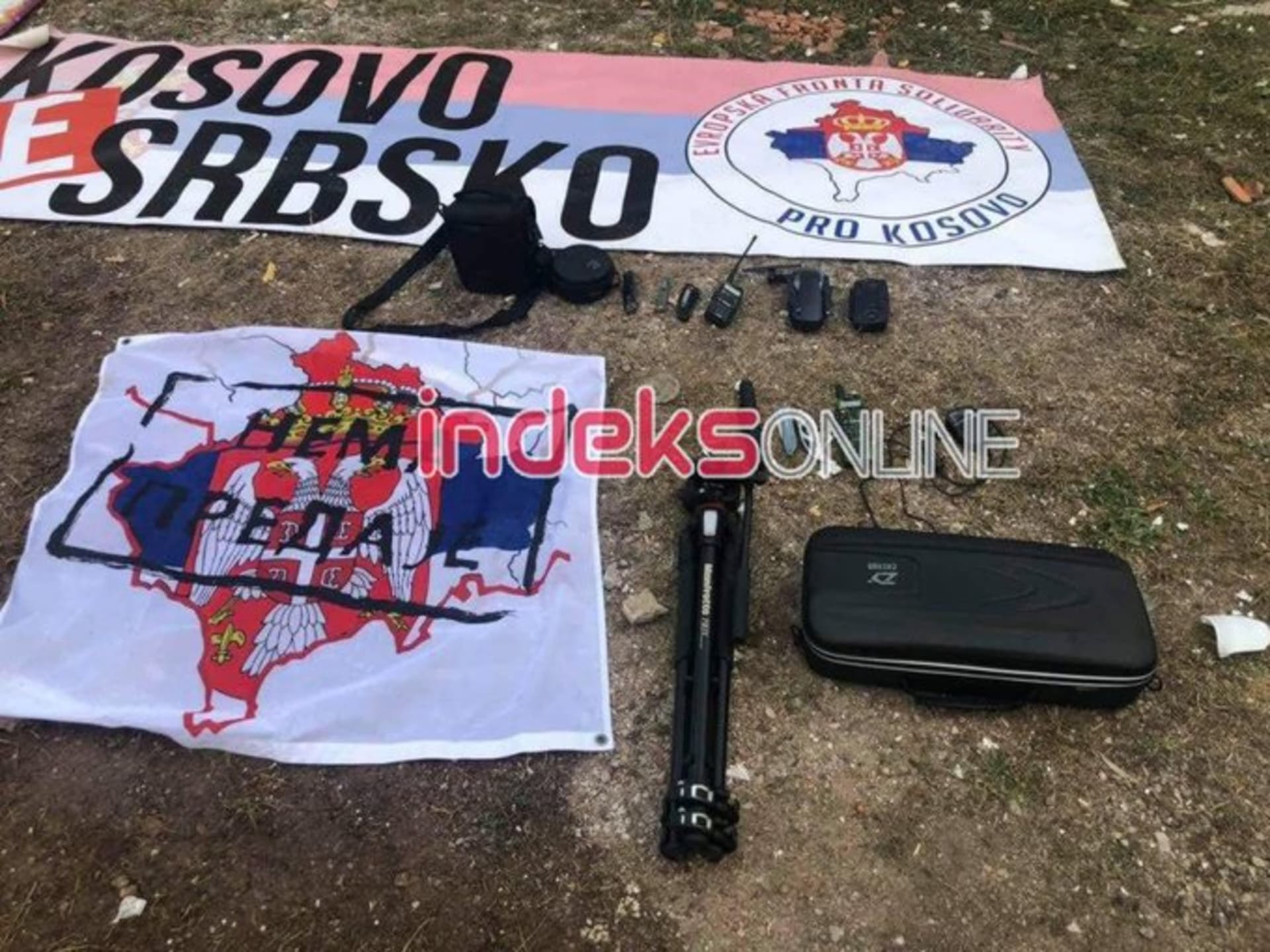 Kosovská policie zadržela české fotbalové fanoušky! Kvůli dronu