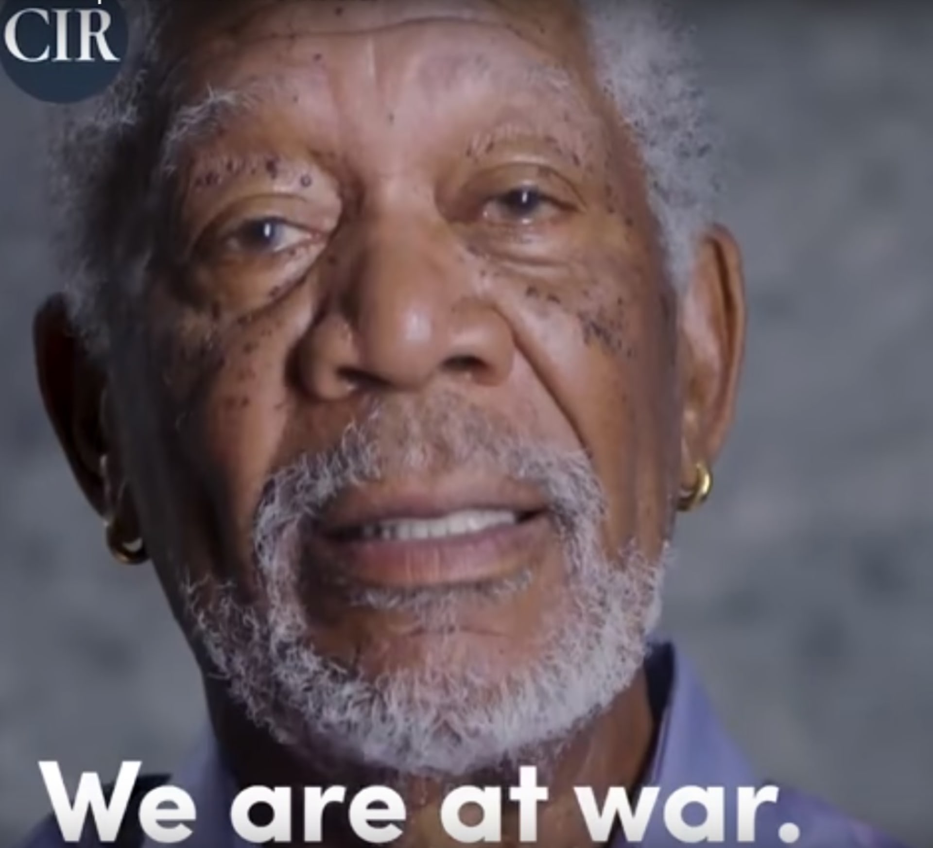 Morgan Freeman - My jsme ve válce!