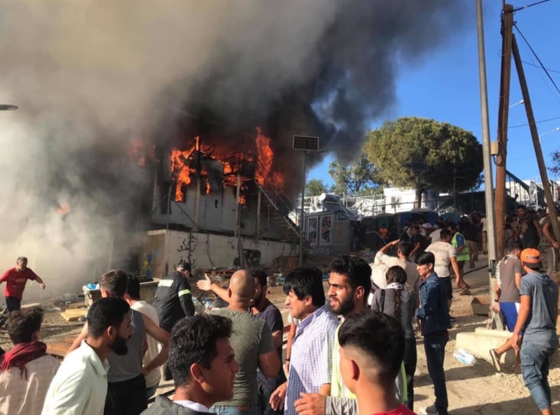 Požár v uprchlickém táboře Moria na ostrově Lesbos