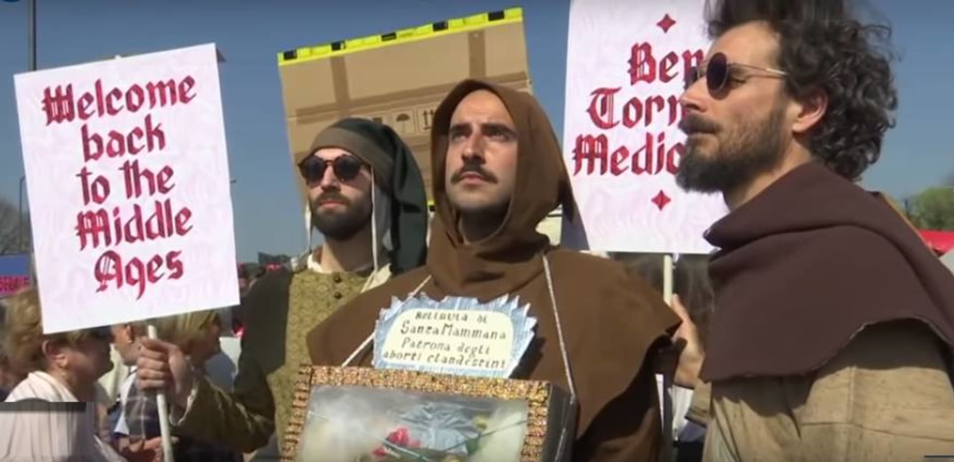 Levicoví demonstranti ve Veroně protestovali proti Salvinimu a Světovému kongresu rodin