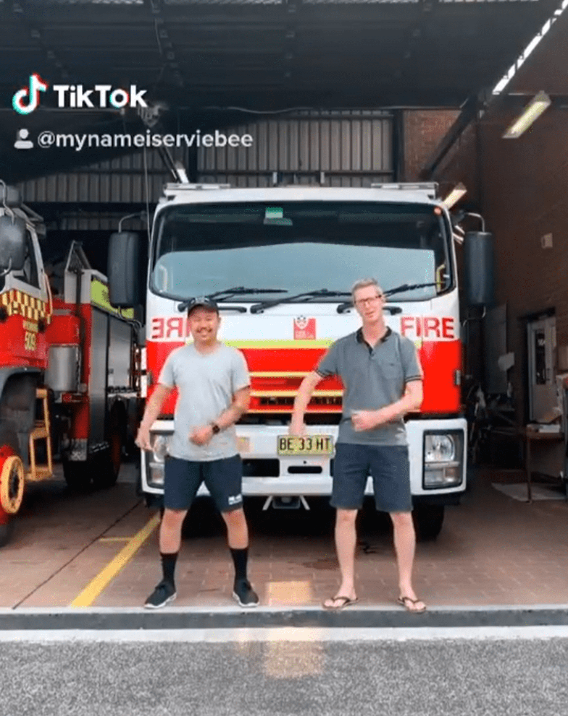 Australští hasiči tančí