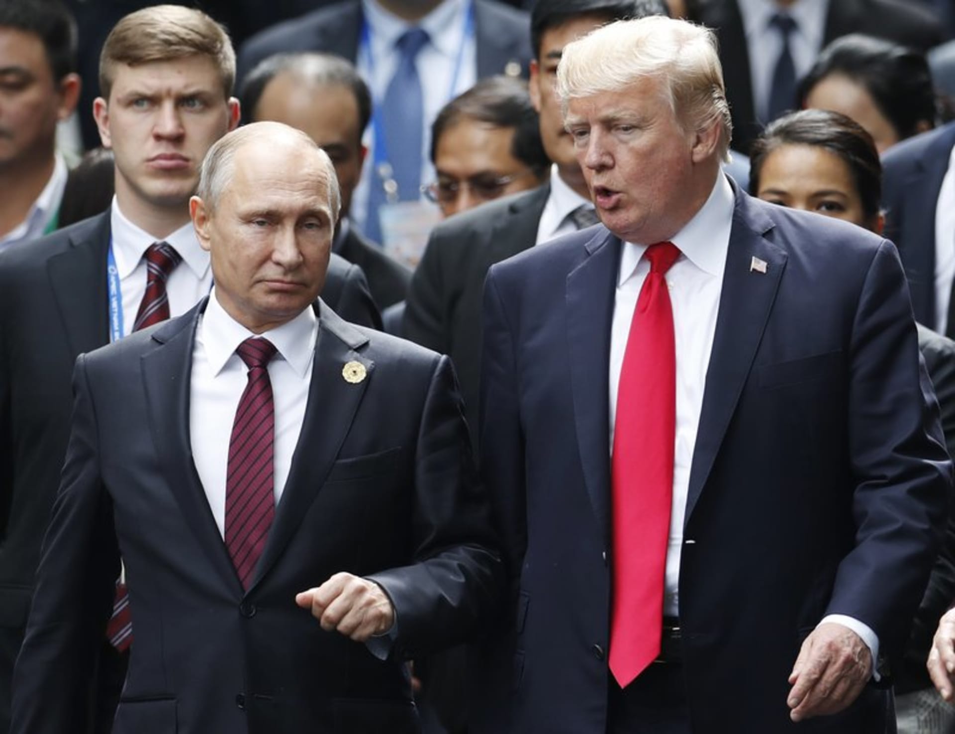 Přelomová schůzka Trump s Putinem