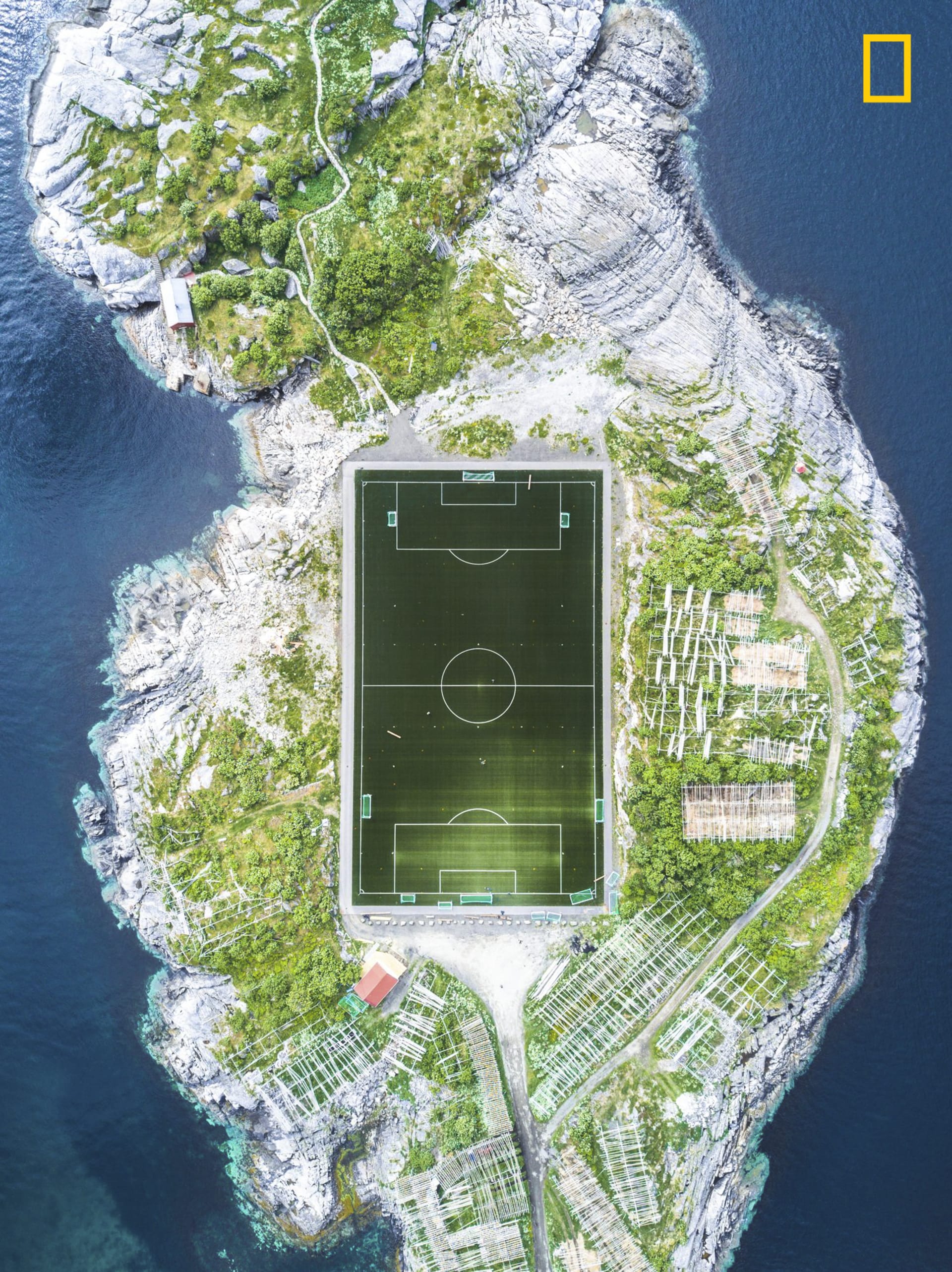 3. místo kategorie města - Henningsvær Football Field