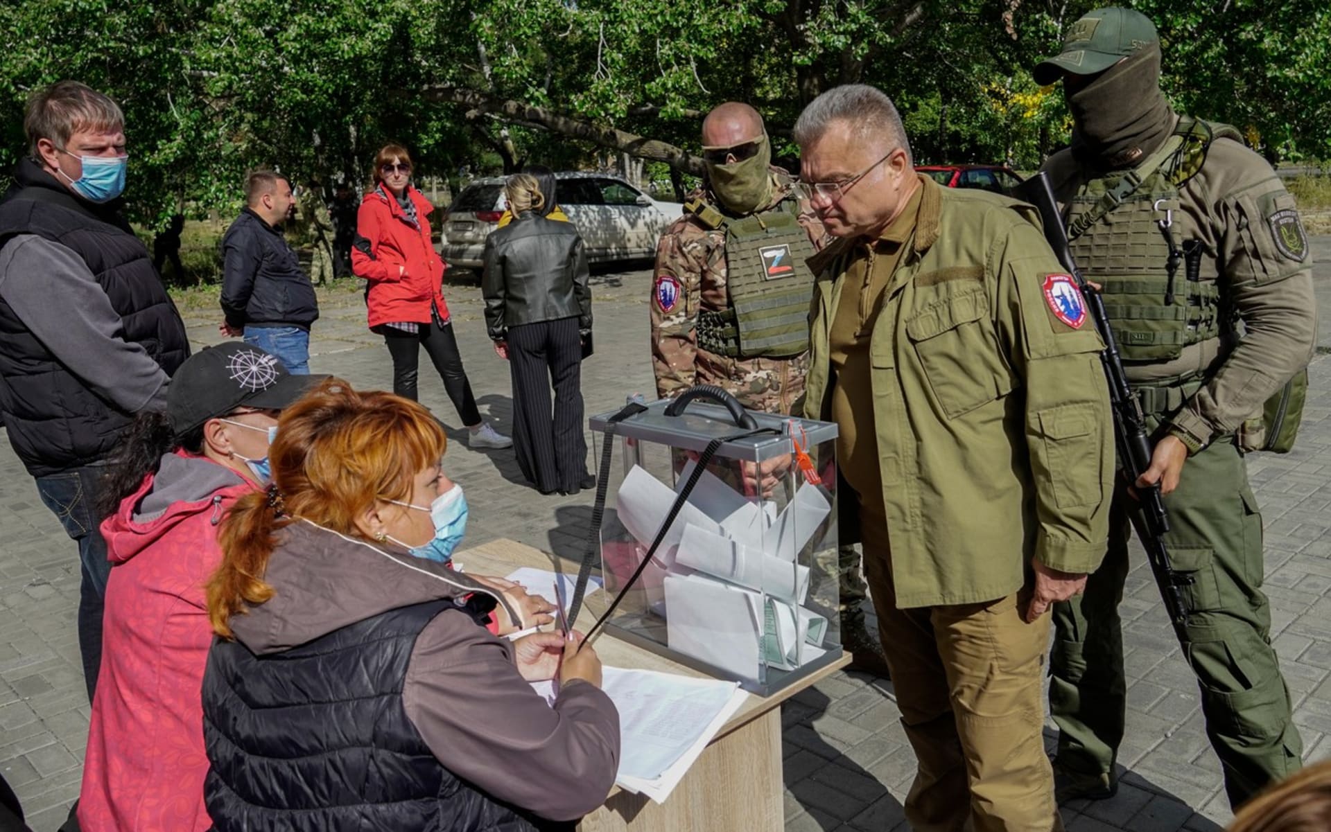 Ruské volby již proběhly na Donbasu mezi separatisty. Ti se v referendu, které není mezinárodně uznávané, vyslovili pro sloučení s Ruskou federací.