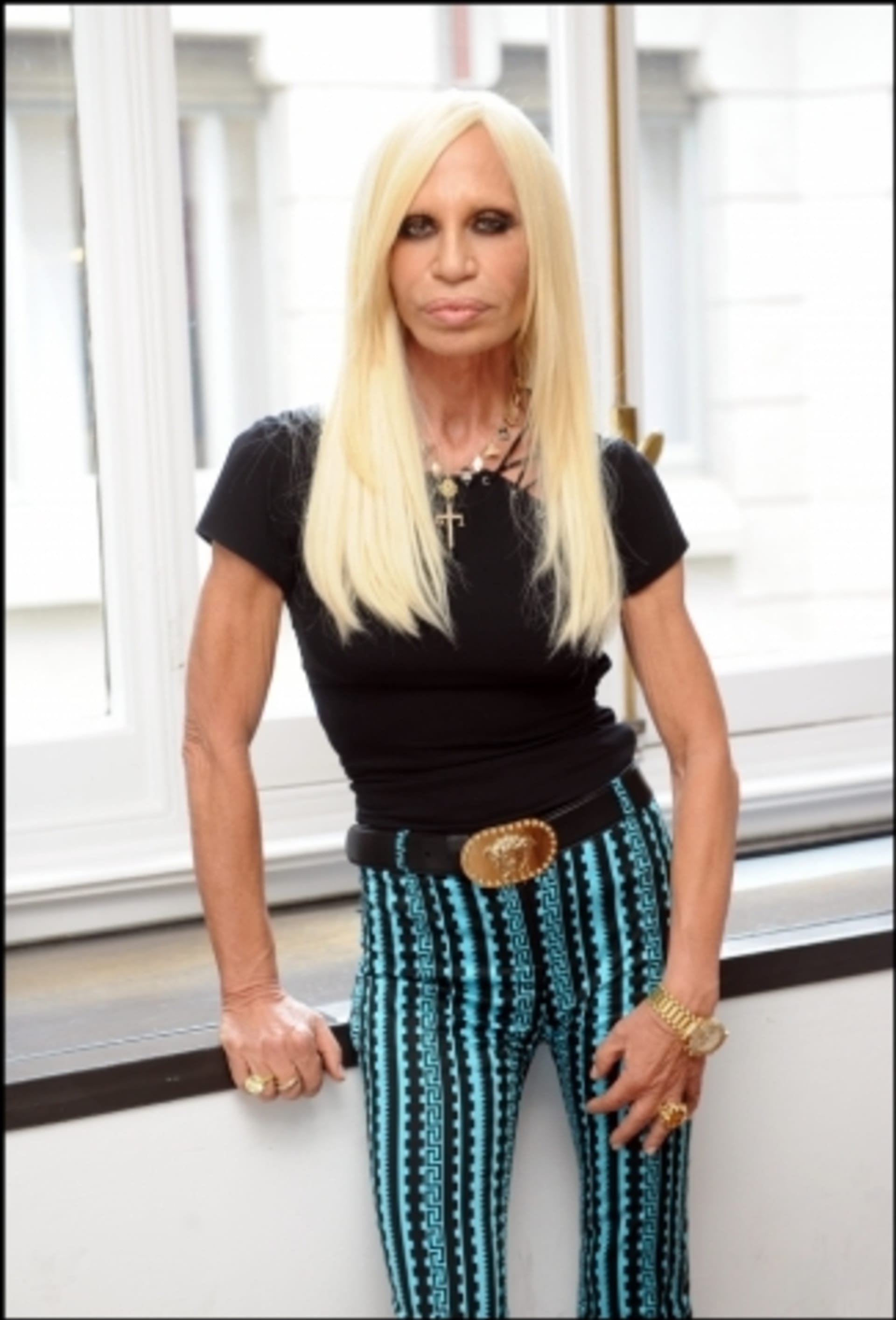 Donatella Versace vypadá jak z vosku