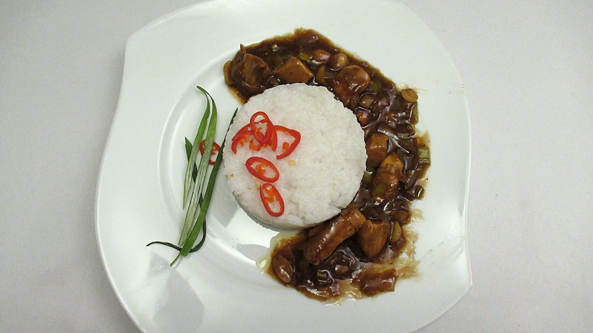 Kuře KUNG PAO s rýží