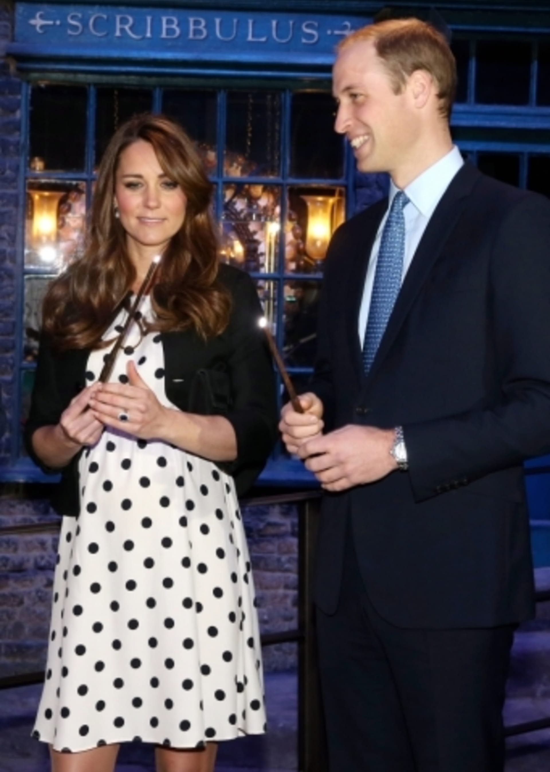 Těhotná Kate a princ William si to ve filmových studiích užívali