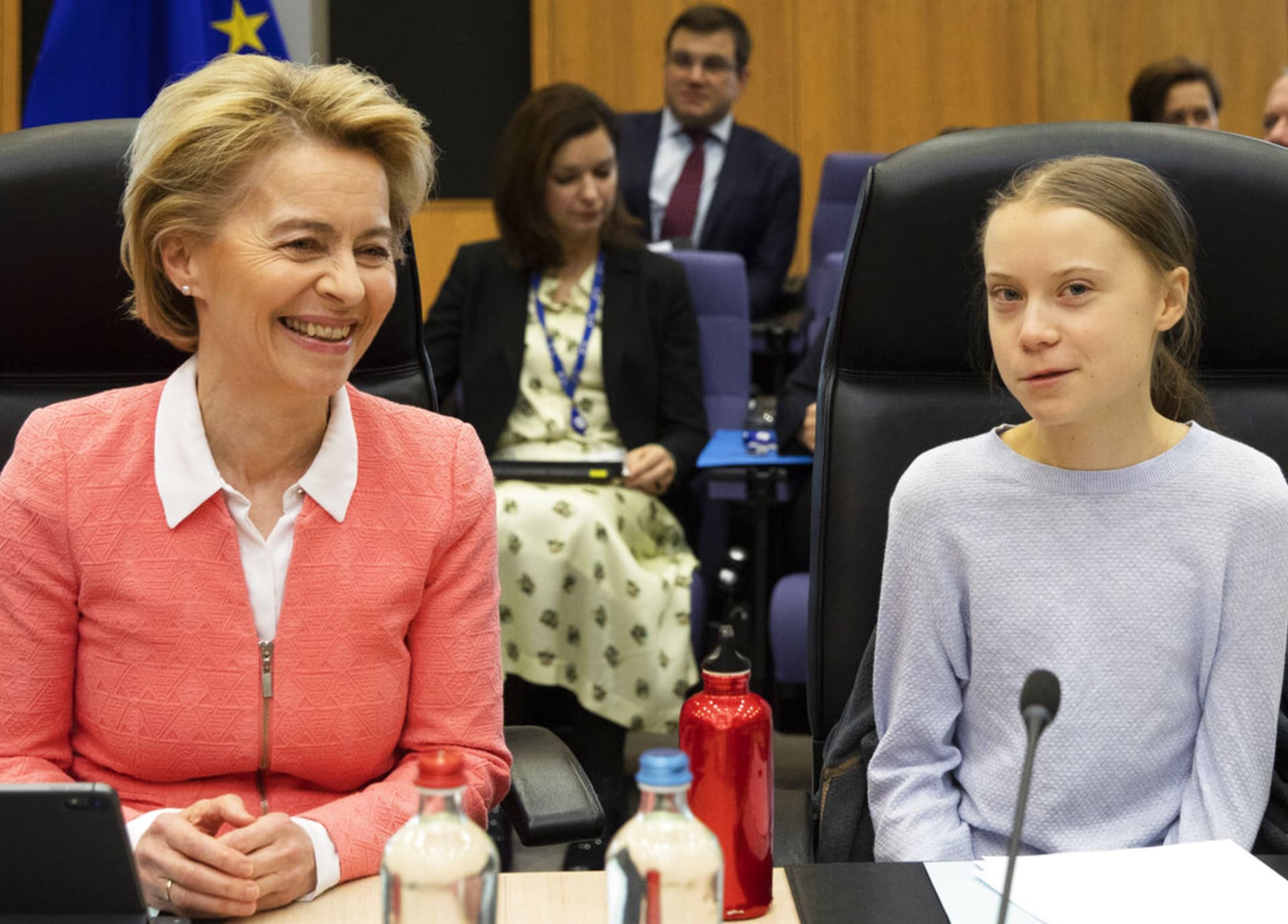 Předsedkyně Evropské komise Ursula von der Leyenová a švédská aktivistka Greta Thunbergová