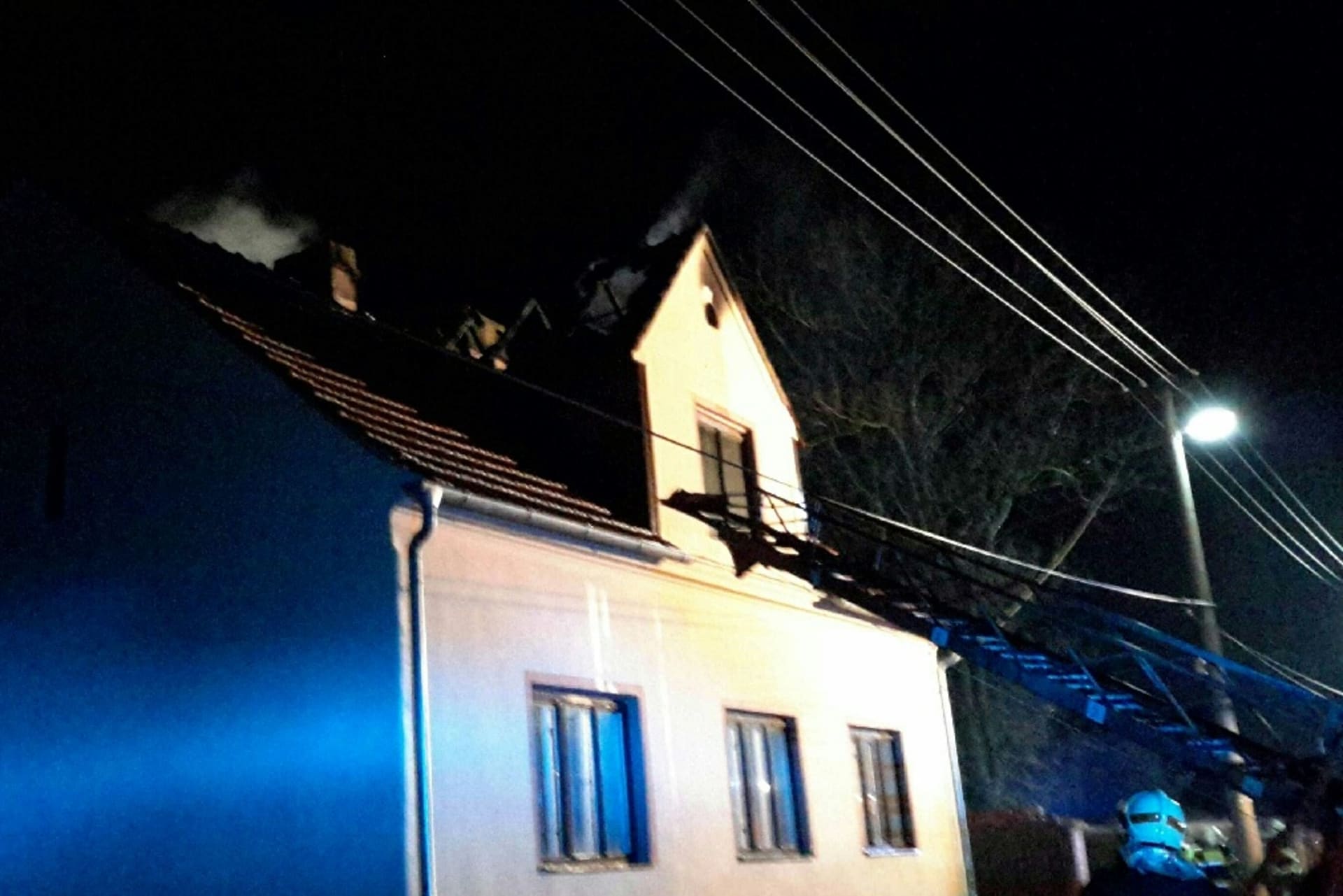 Při požáru domu na Znojemsku zemřela seniorka 1