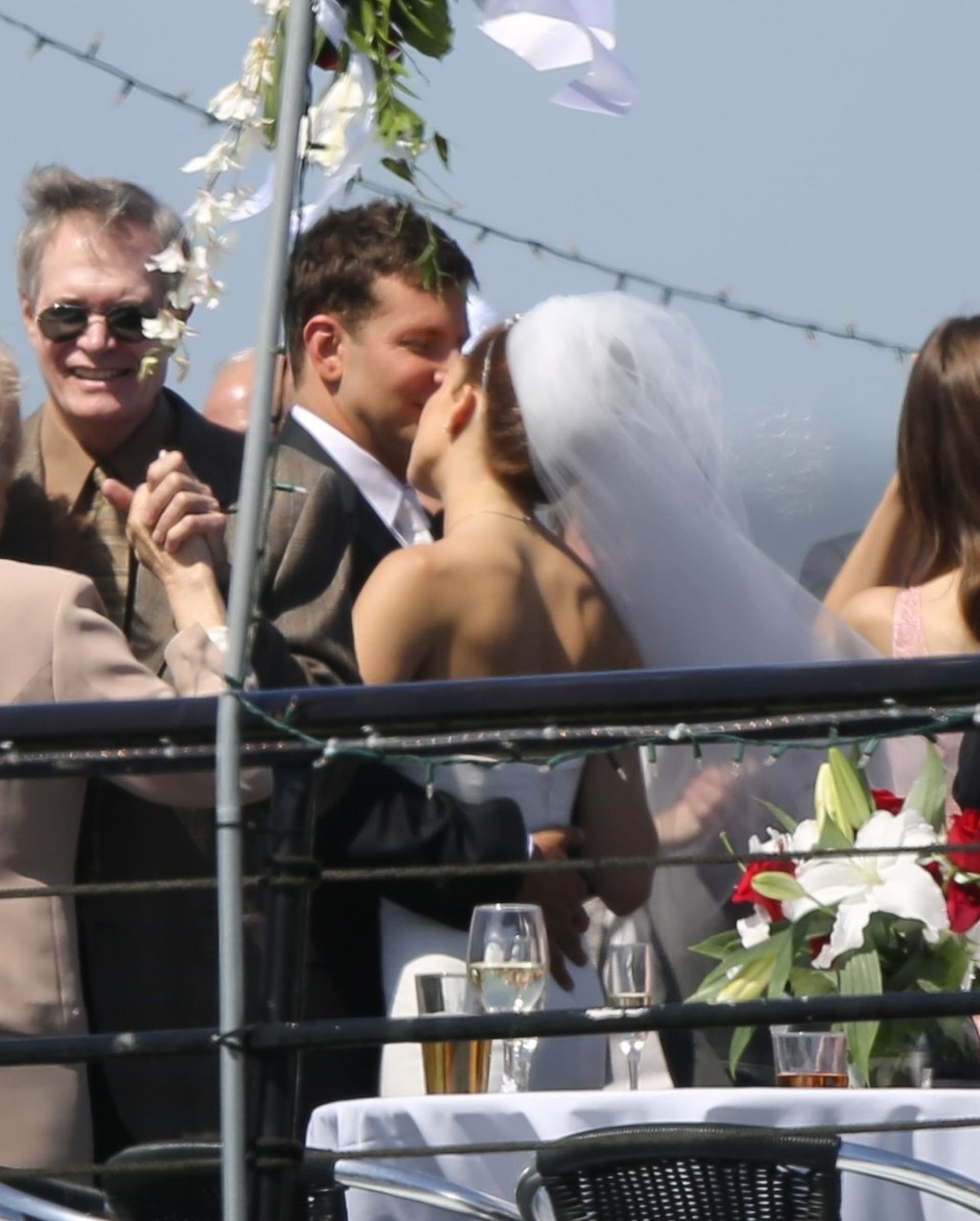 Svatební polibek Sienna a Bradley