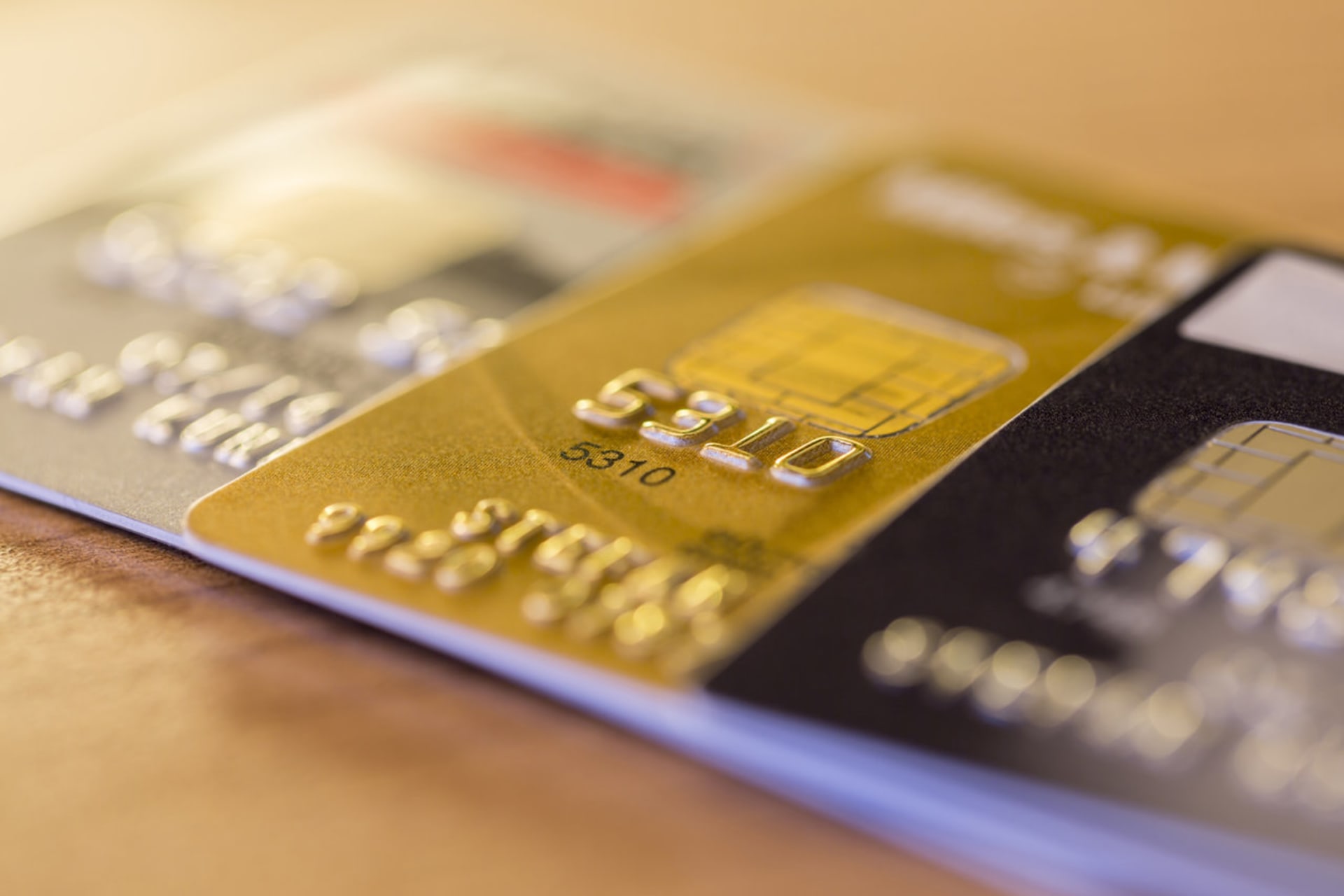 Bonusy u platebních karet snižuje evropská regulace...