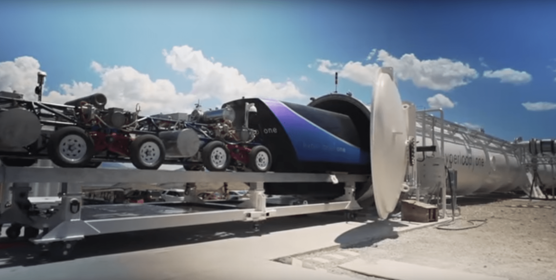 Hyperloop by mohl v budoucnu nahradit vlaky.