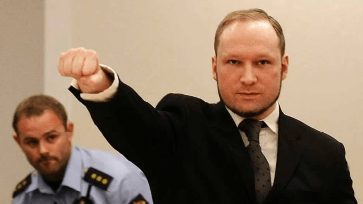 Masový vrah Breivik si u soudu stěžoval na podmínky ve vězení