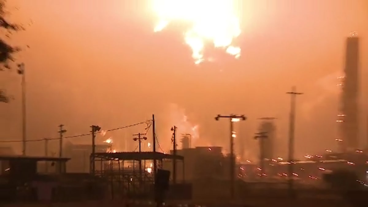 Výbuch továrny v Texasu