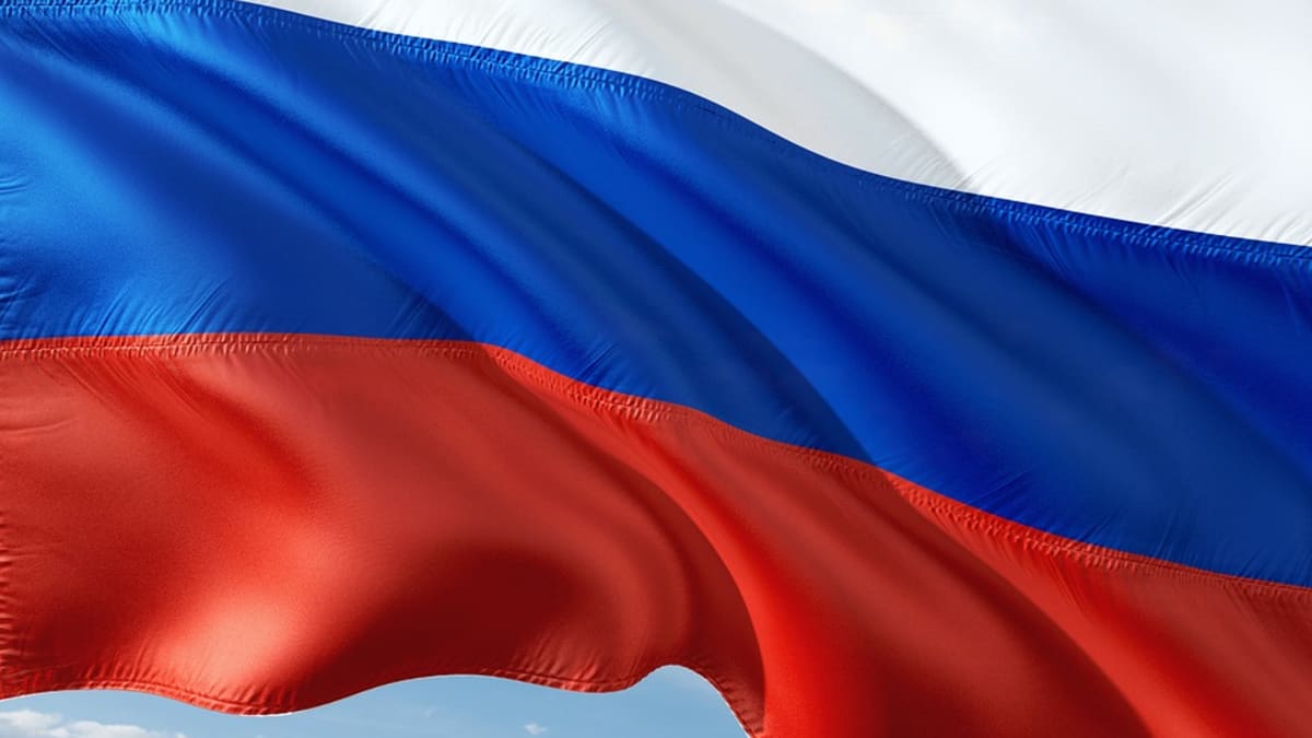 Ilustrační fotografie - ruská vlajka