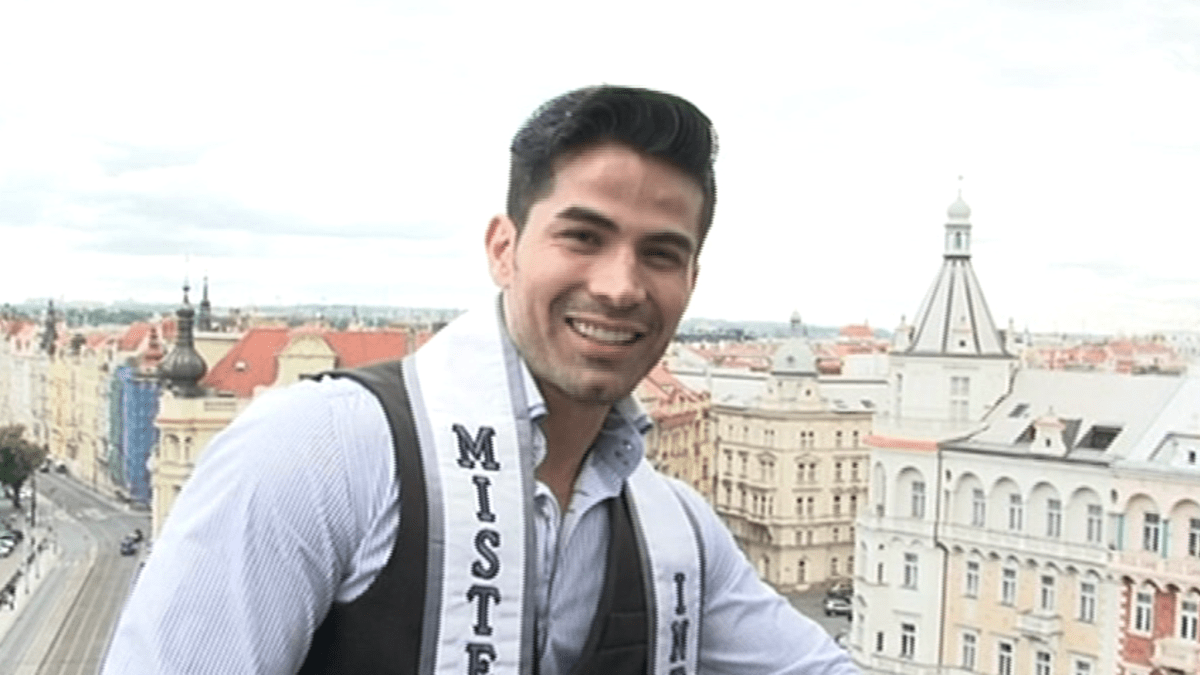 Video VIP zprávy: Nejkrásnější muž světa je v Praze