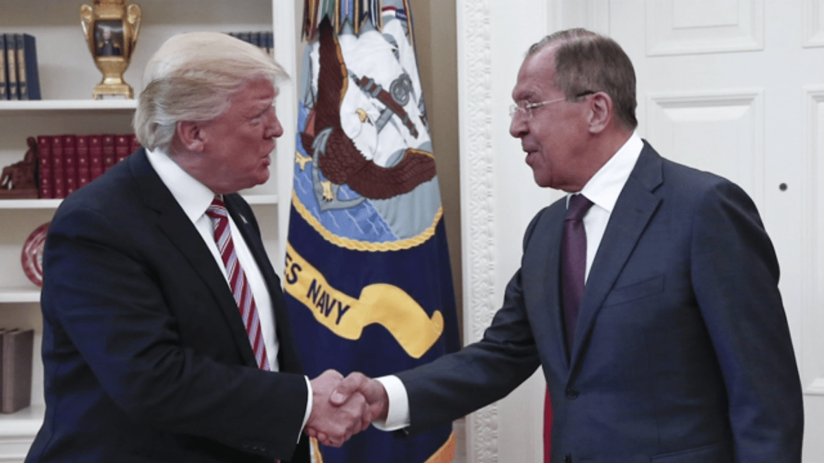 Trump prý Rusům vyzradil přísně tajné informace o ISIS