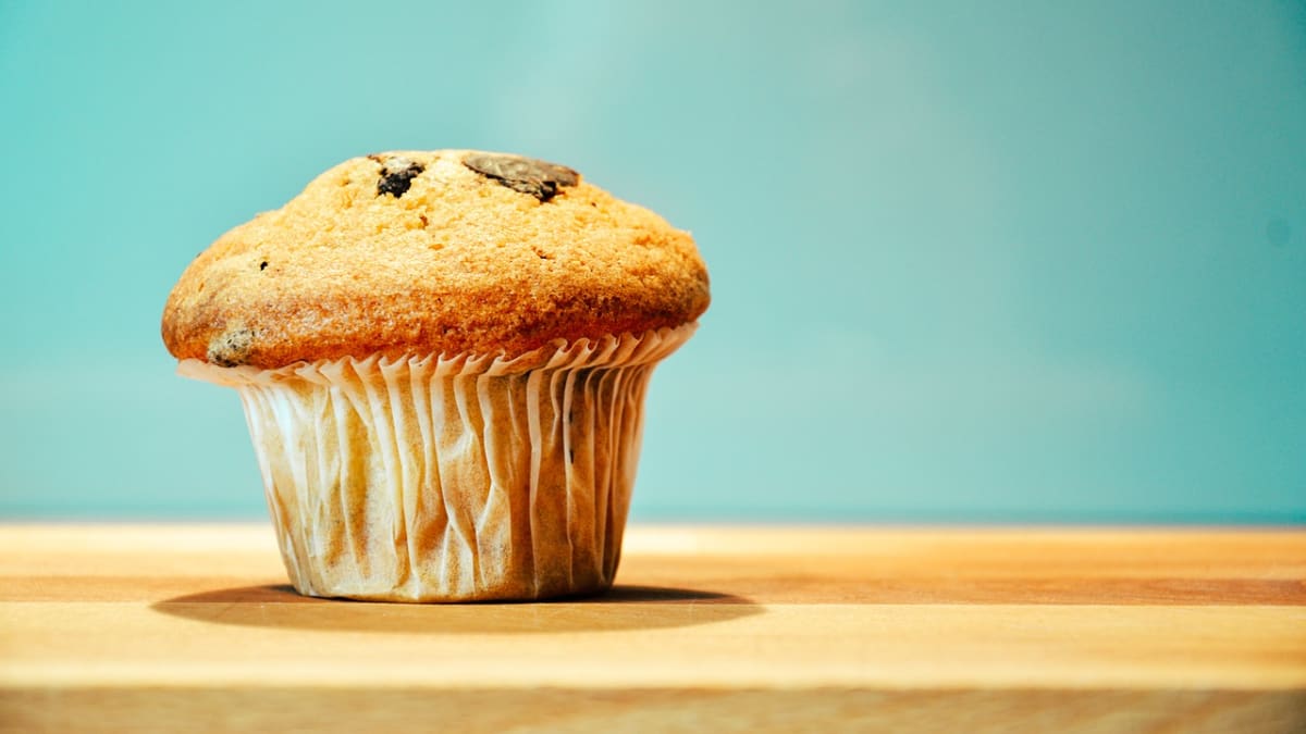 Když už sladkost, domácí muffin je lepší než sušenka...