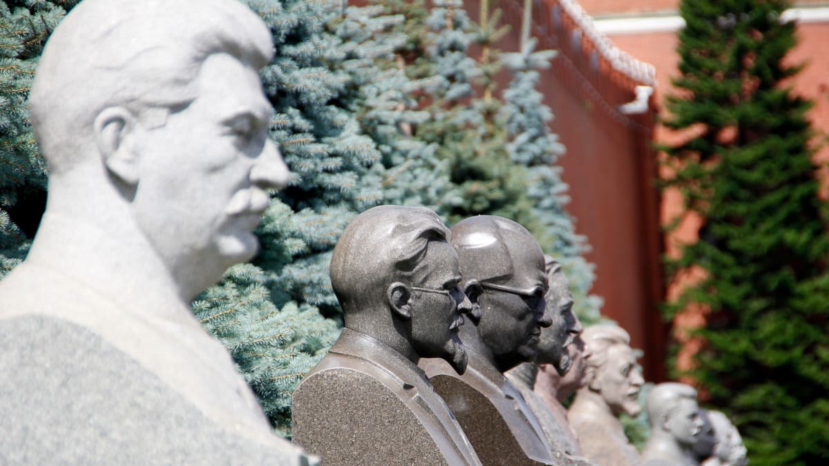 Stalin socha