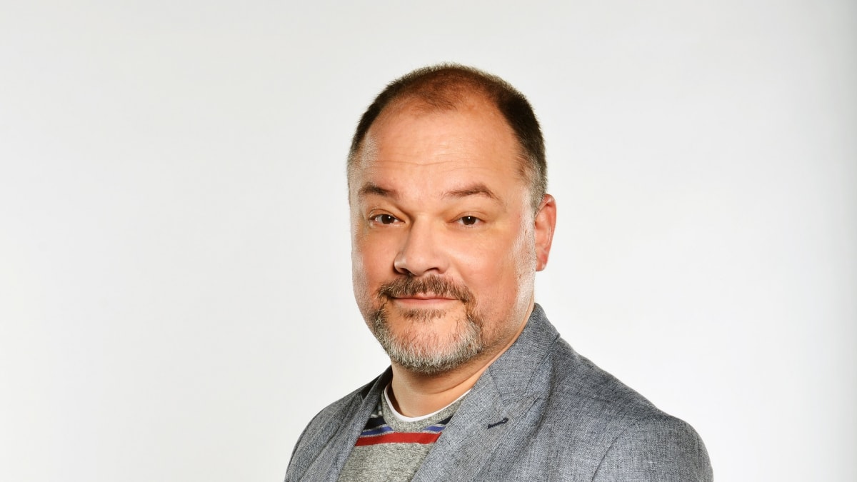 Martin Preiss jako Radek Kinský v seriálu Sestřičky Modrý kód