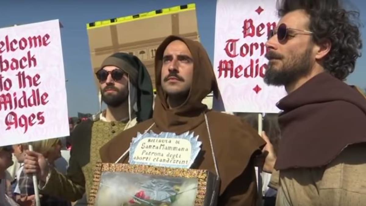 Levicoví demonstranti ve Veroně protestovali proti Salvinimu a Světovému kongresu rodin
