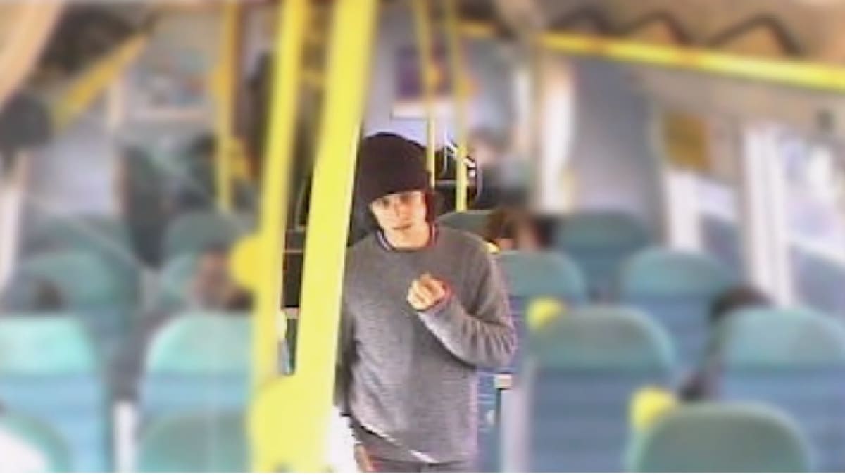 Ahmed Hassan atentátník z londýnského metra foto youtube