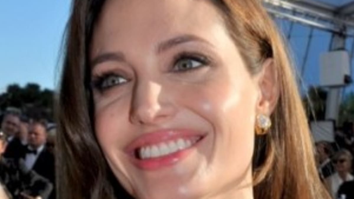 Angelina Jolie (Profilová fotografie)