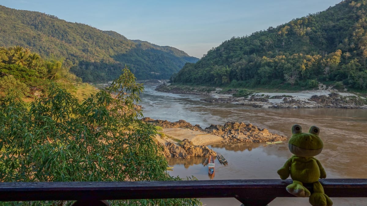 Výhled z pensionu v Pakbengu, Laos