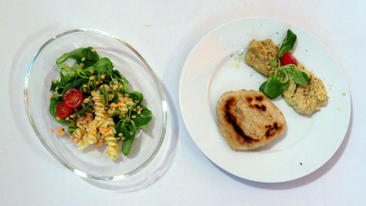Čočkovo – těstovinový salát s polníčkem nebo hummus