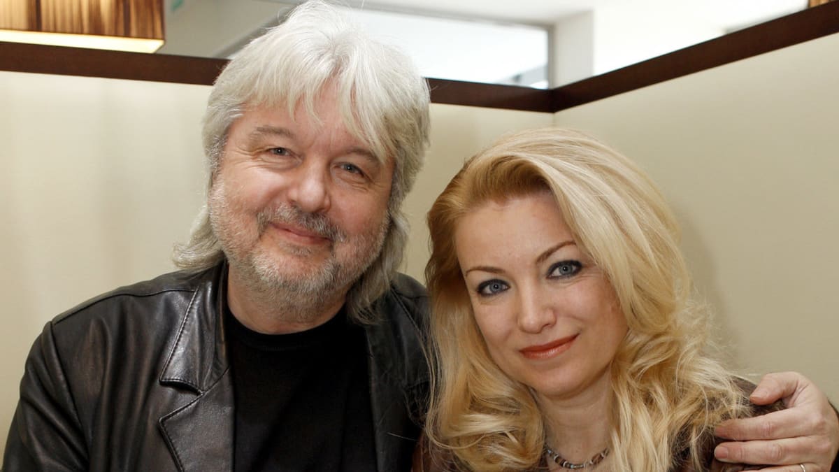 Eva Vejmělková s manželem Dušanem Rapošem