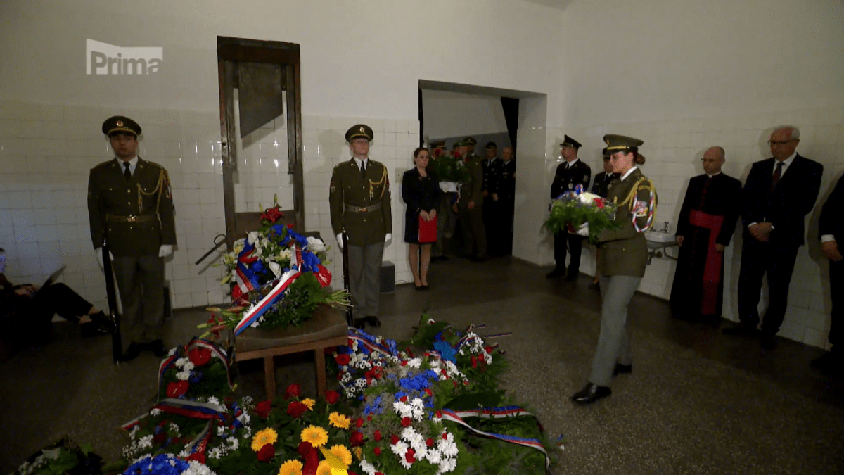 Lidé si v pražské pankrácké věznici připomněli oběti Pražského povstání z května 1945