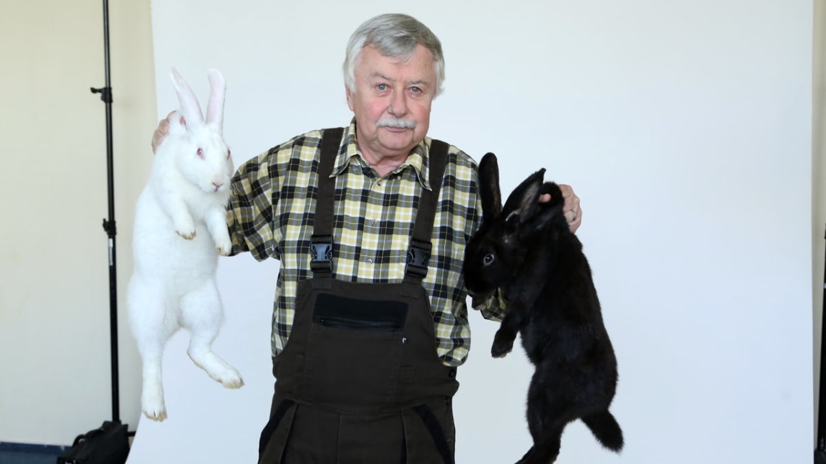 Ladislav Potměšil měl promo focení s králíky