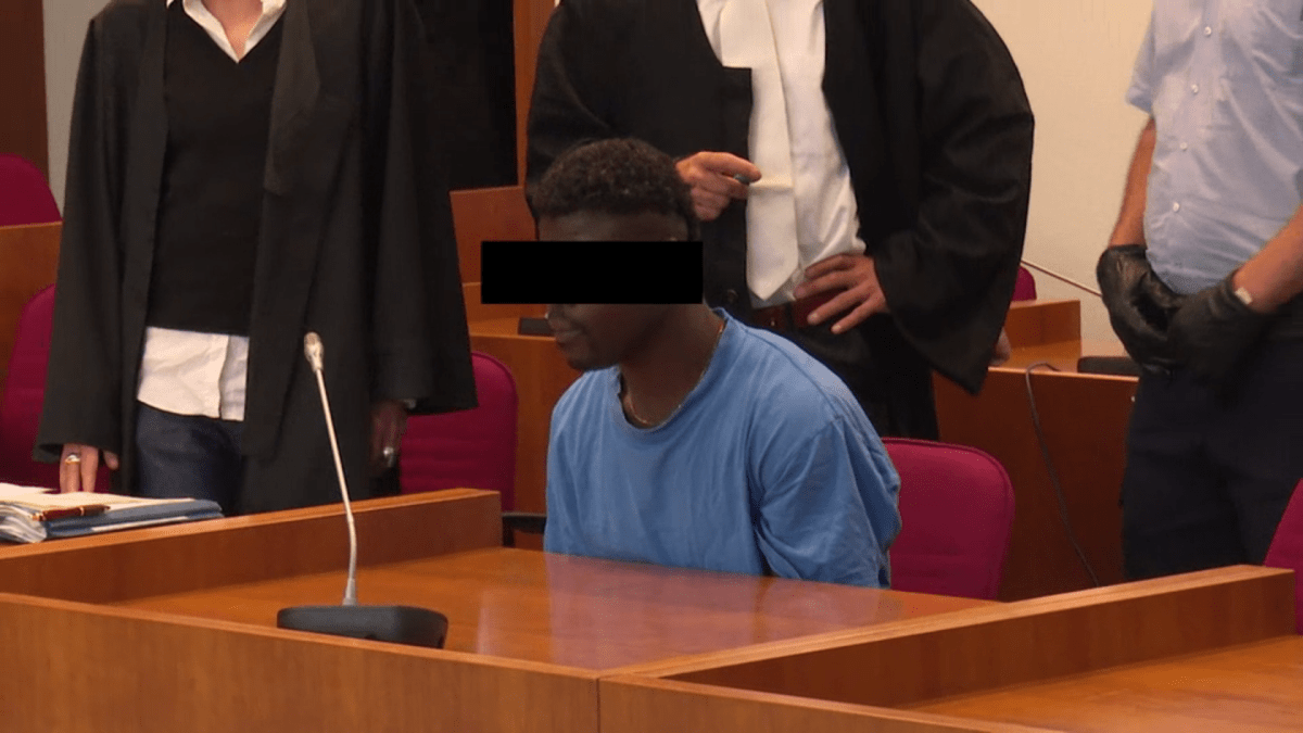 Migrant obžalovaný ze znásilnění mladé ženy