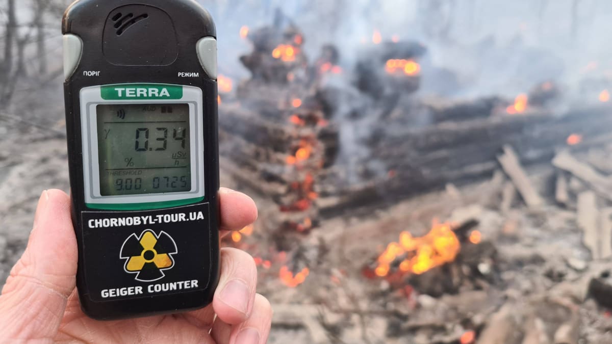 Díky požáru v okolí Černobylu radiace stoupla šestnáctkrát nad původní stav