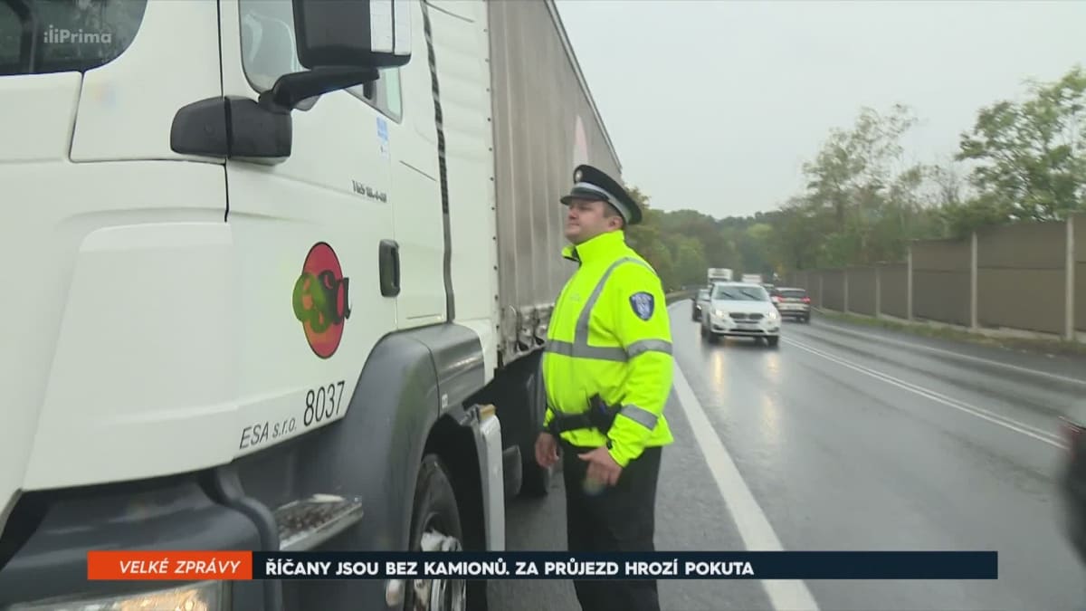 Řidič - policista - pokuta ilustrace TV Prima