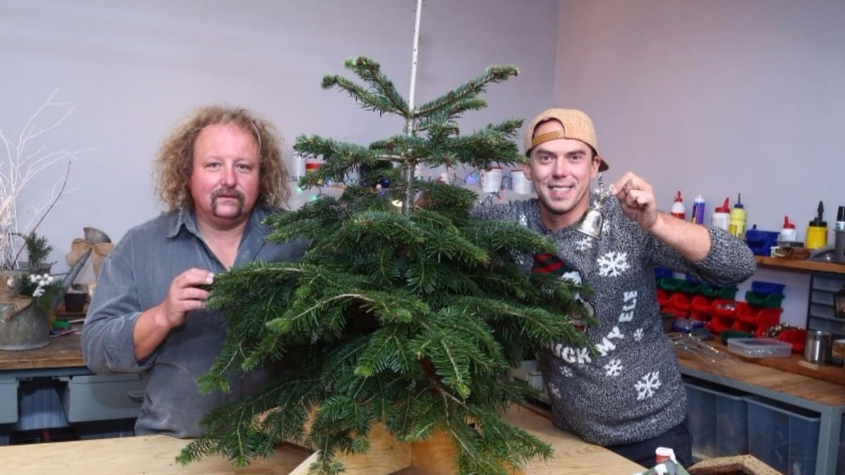 Sládací stojánek na vánoční stromeček