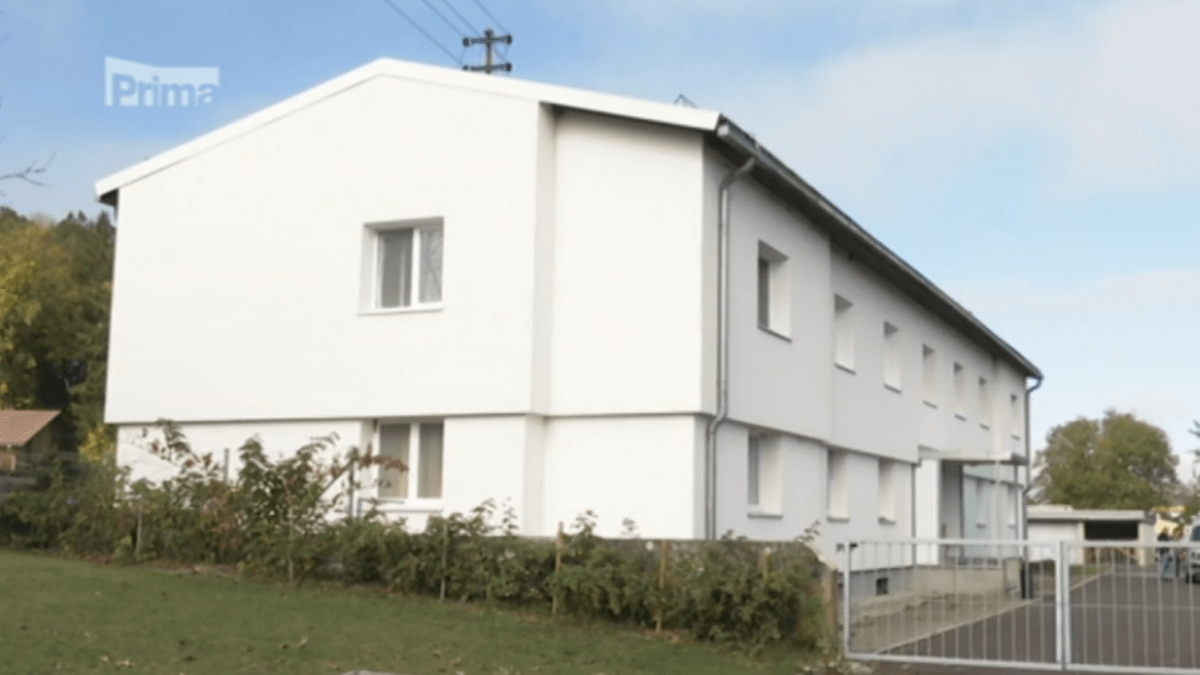 Dům pro žadatele o azyl v rakouské obci Wullowitz