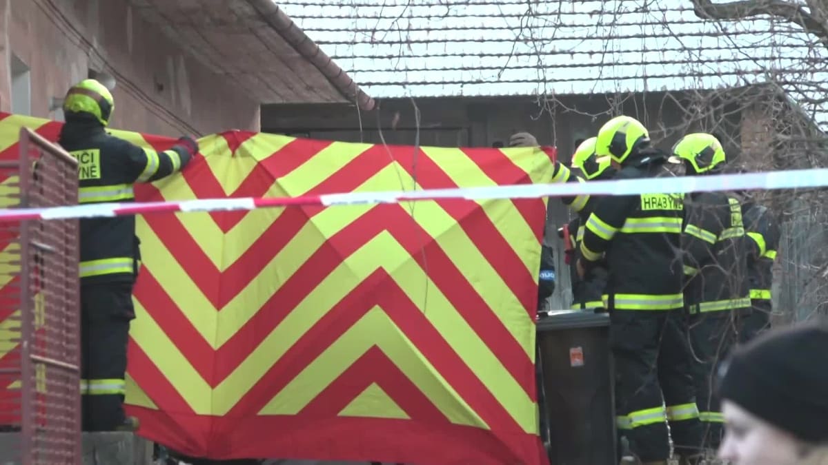 Při požáru domu v Hrabyni na Opavsku uhořel muž