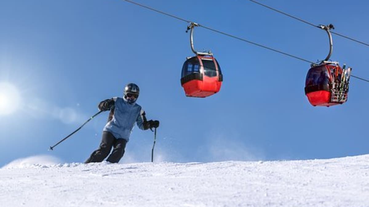 Nejvíce úrazů je na lyžích a snowboardu