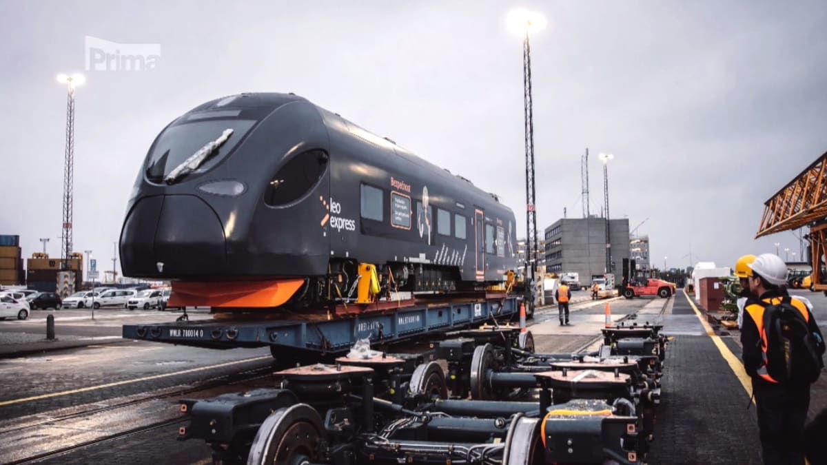 Do Česka míří nový obří vlak