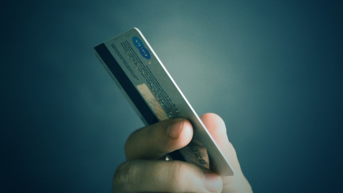 Kreditní karta je úvěrový produkt pro lidi s platební morálkou a pravidelným příjmem...