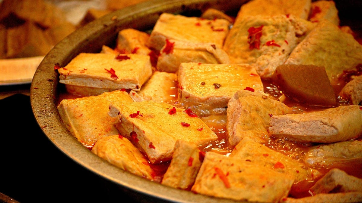 Tofu může být pro planetu horší než maso, tvrdí britský vědec