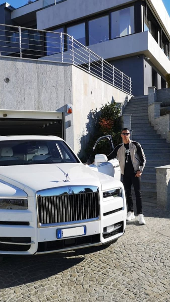 Cristiano Ronaldo žije v luxusu