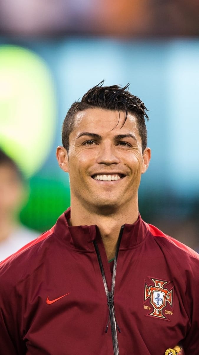 Cristiano Ronaldo je nejvíce vydělávajícím fotbalistou světa.