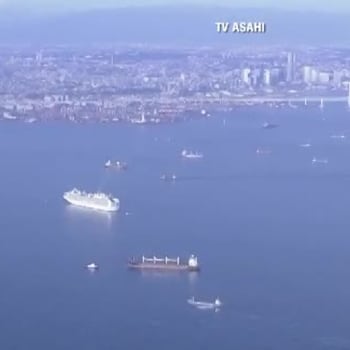 Japonská loď hlásí nakažené koronavirem                    ZDROJ: CNN