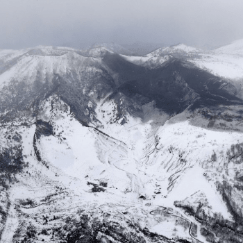 sopka Kusacu-Širane