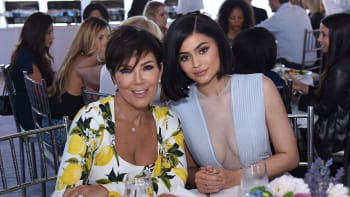 Dvacetiletá Kylie Jenner se stala maminkou!