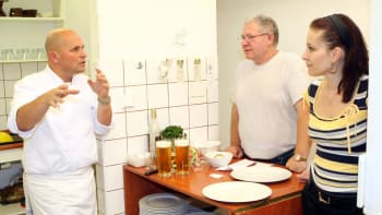 Penzion Fantazie, Benešov - rozhovor s majiteli i Zdeňkem Pohlreichem